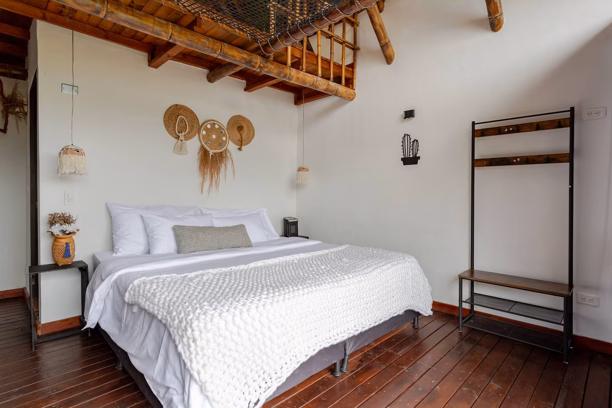Zonas cómodas para compartir en la Villa Sari, Guatapé